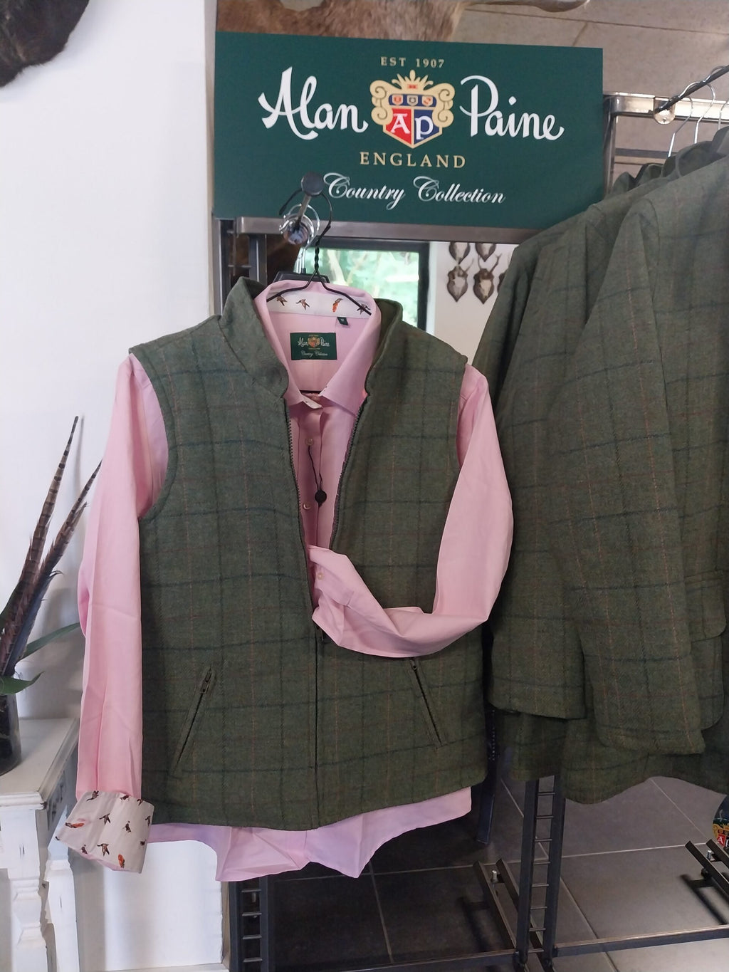 ALAN PAINE - RUTLAND DAME TWEED VEST