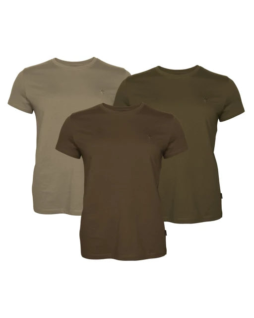 Blød og lækker T-shirt i skønne naturfarver til damer, fås i 3-pak. Fremstillet i 100 % bomuld med en klassisk pasform med rund hals. Lækker basisbeklædning at have på under en trøje, fleece eller jakke. • 100 % bomuld • Rund hals • 3-pak Materiale: 100 % bomuld Vægt: 380 g (størrelse M) Aktivitet: Active Lifestyle, Hiking, Outdoor, Friluftsliv, Allround, Jagt PINEWOOD - 3-pak t-shirt med farverne grøn_brun_khaki