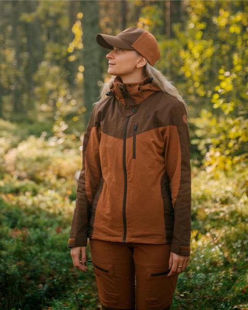 PINEWOOD - Finnveden Hybrid Jakke - Fudge/Nougat
